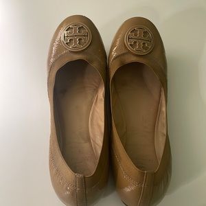 Tory Burch Tan Patent Leather gold